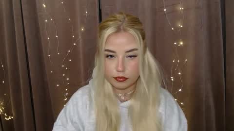 KristyFlowers online show from January 2025 06:14:02 AM