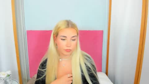 KristyFlowers online show from February 2025 09:08:01 AM