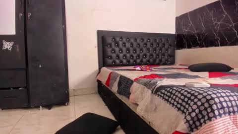 Snapshot of krixtybrown chatting on October 2025 07:25:01 PM krixty online show from October 2025 07:25:01 PM