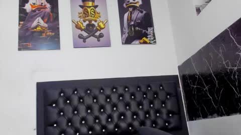 Snapshot of krixtybrown chatting on November 2025 08:40:02 PM krixty online show from November 2025 08:40:02 PM