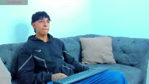 Kroy Wave  Muscle Tattoos Latino online show from June 2026 04:30:02 AM