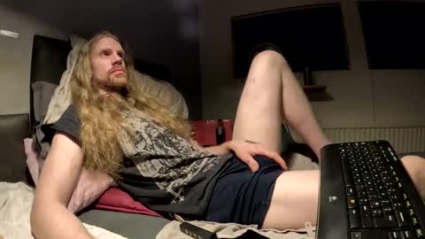 Krullz online show from January 2026 11:54:01 PM