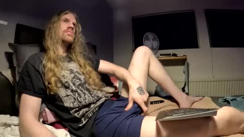 Krullz online show from February 2026 12:53:01 AM