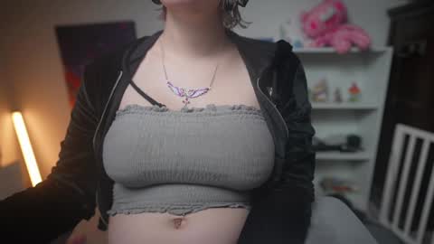 Krystal Syx online show from February 2025 06:24:01 PM