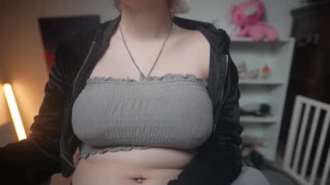 Krystal Syx online show from February 2025 05:25:02 PM