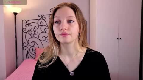 Snapshot of ksuhesa chatting on November 2025 02:03:02 AM ksuhesa online show from November 2025 02:03:02 AM