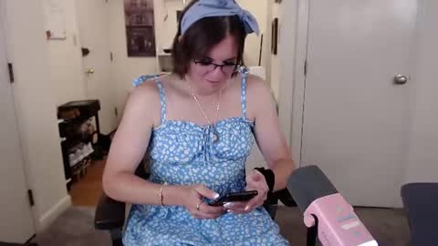 Snapshot of ktrichards77 chatting on June 2026 12:54:02 AM Cait online show from June 2026 12:54:02 AM