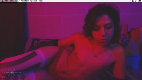 Snapshot of kuntboyzworld chatting on October 2025 07:23:01 PM Krypto hethey online show from October 2025 07:23:01 PM