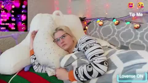 Samantha online show from November 2025 02:27:01 PM