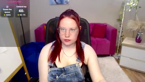 kuri_u online show from March 2026 07:19:02 AM