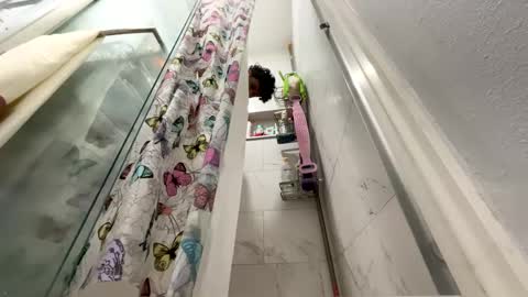 kurlz5stard online show from September 2025 06:46:02 PM