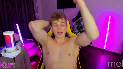 kurt_hanssen online show from December 2024 07:53:02 PM