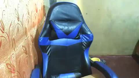 kurtxxx07 online show from January 2026 03:12:02 AM