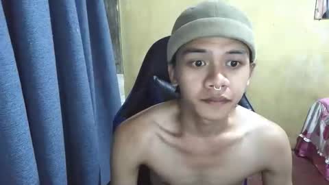 Snapshot of kurtxxx07 chatting on April 2026 07:14:01 AM kurtxxx07 online show from April 2026 07:14:01 AM