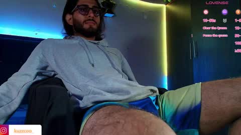 kuzzcoo online show from March 2026 11:45:02 AM