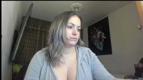 kyhara online show from October 2025 02:34:01 AM