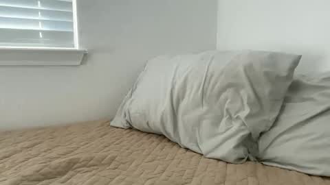 kyky online show from November 2025 08:33:02 PM