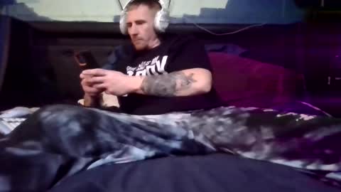 Snapshot of kyl3baron3 chatting on February 2025 04:04:02 PM kyl3baron3 online show from February 2025 04:04:02 PM