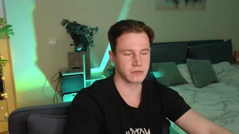 Kyle online show from February 2025 06:43:02 AM