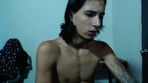 kyleer77 online show from January 2025 10:23:01 PM