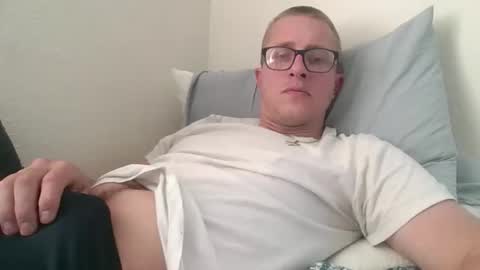 kylerace online show from April 2026 12:33:01 AM