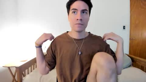 Kylian Zarate online show from November 2025 05:51:01 AM