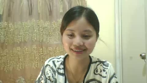 its me KYLIE online show from October 2025 01:24:02 PM