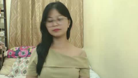 its me KYLIE online show from November 2025 11:26:01 PM