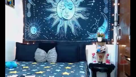 kylie online show from April 2026 09:26:02 PM