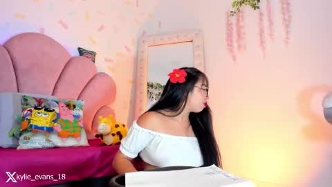 Kylie online show from March 2025 08:34:01 AM