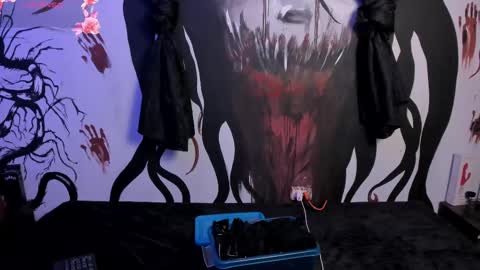 submissive demon Please help me to reach 500 thumbs up online show from February 2025 02:36:02 AM