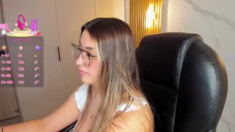  KYLIE  online show from September 2025 02:48:02 AM