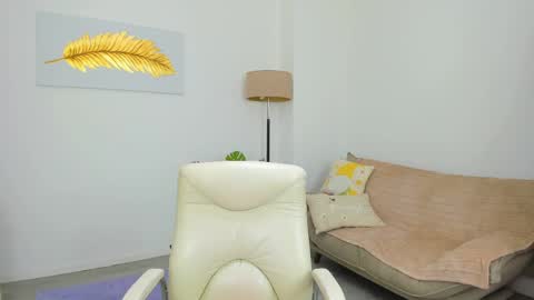 Kylie online show from April 2026 06:30:02 PM