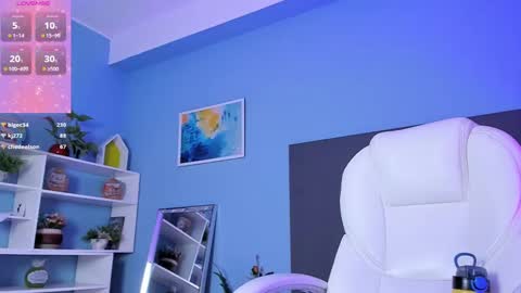 Kylie Reyes  online show from March 2025 01:28:01 AM