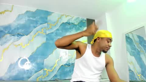 Kaylie And Jhony online show from September 2025 07:57:02 PM