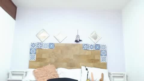 Melissa online show from January 2025 04:20:01 PM