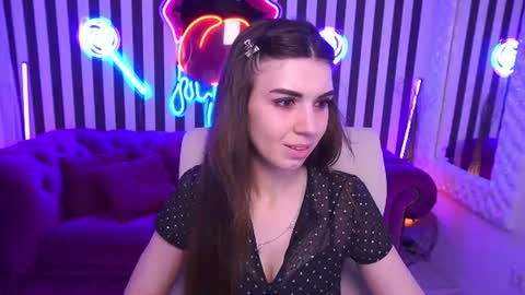 Snapshot of kyliejoyys chatting on July 2026 06:49:02 AM Nicole online show from July 2026 06:49:02 AM