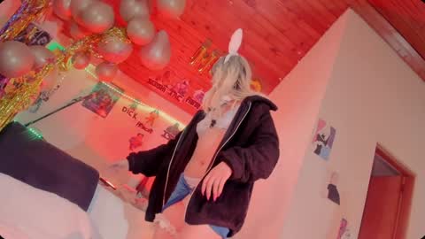   online show from January 2025 09:58:01 PM