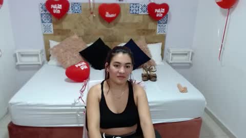 Kylie online show from February 2025 02:04:01 PM