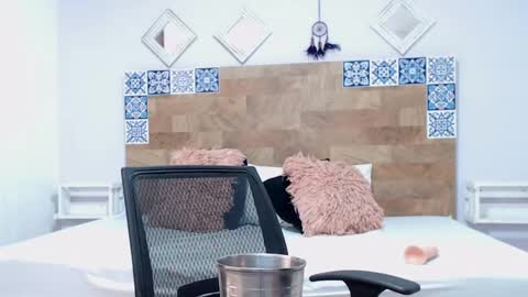 Kylie online show from March 2025 04:55:01 PM