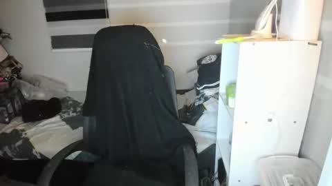 Eynah online show from April 2026 04:10:02 PM