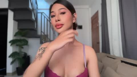 Snapshot of kyll_collins chatting on June 2026 03:04:02 AM kyll_collins online show from June 2026 03:04:02 AM