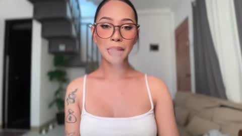 kyll_collins online show from July 2026 01:11:01 AM