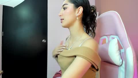 Kym Giraldo online show from December 2024 08:10:02 AM