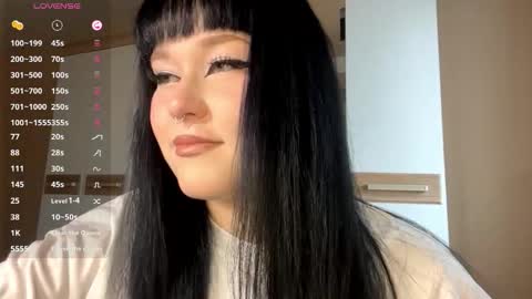 Eva online show from November 2025 10:06:02 AM