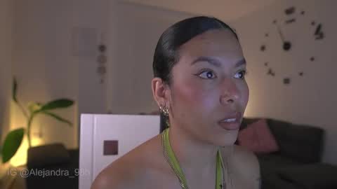 schedule 300 pm - 1100pm colombia time online show from February 2026 02:53:01 AM