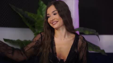 Kyssa online show from September 2025 06:19:02 PM