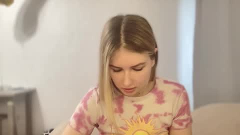 Snapshot of kyttilovelly chatting on March 2026 08:31:01 AM Amanda online show from March 2026 08:31:01 AM