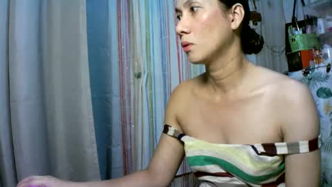 kyutshyne online show from February 2025 04:55:01 AM