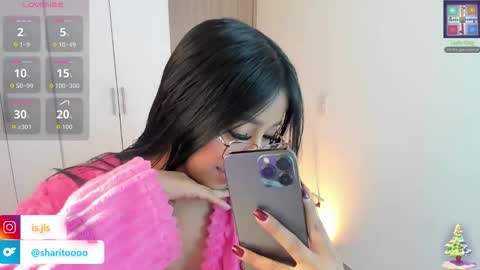 Snapshot of kyy_isa chatting on December 2025 05:13:01 AM IG online show from December 2025 05:13:01 AM